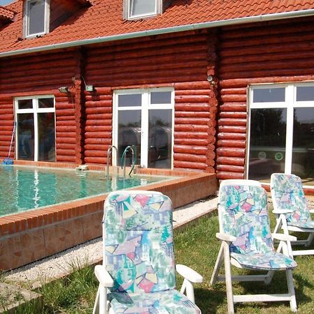 Roenk-Wellness Panzio Mezopeterd Bed & Breakfast Eksteriør bilde