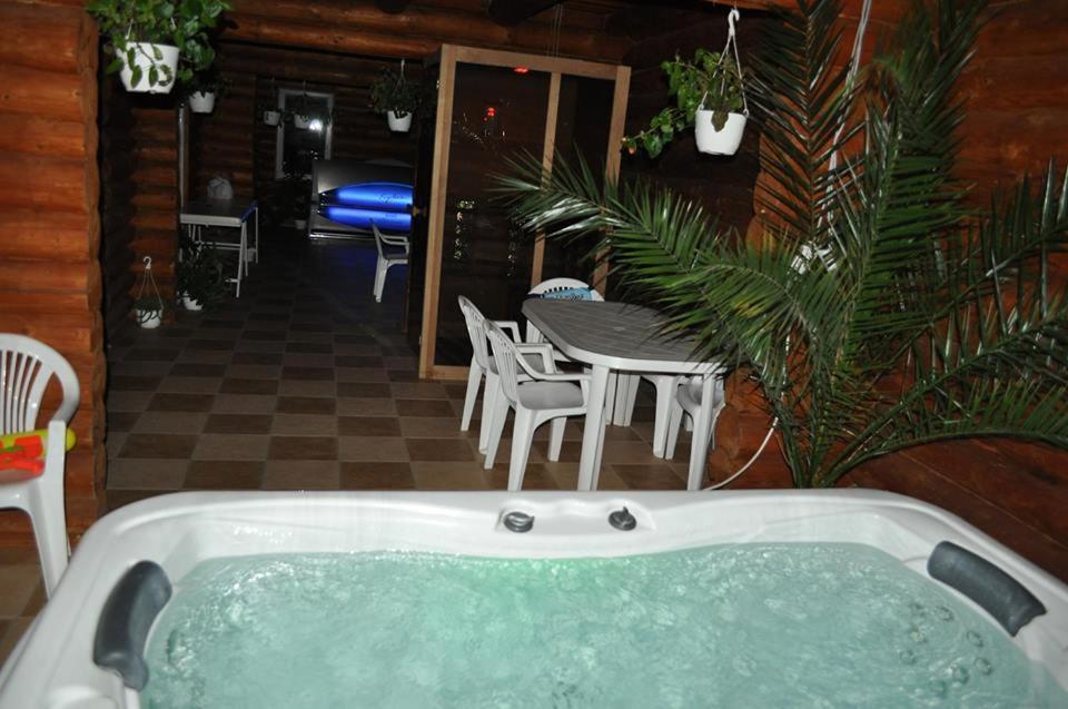 Roenk-Wellness Panzio Mezopeterd Bed & Breakfast Eksteriør bilde