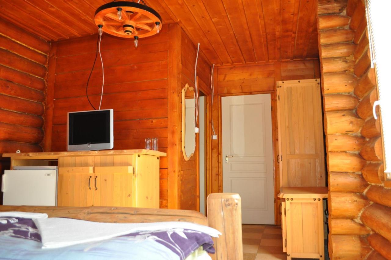 Roenk-Wellness Panzio Mezopeterd Bed & Breakfast Eksteriør bilde