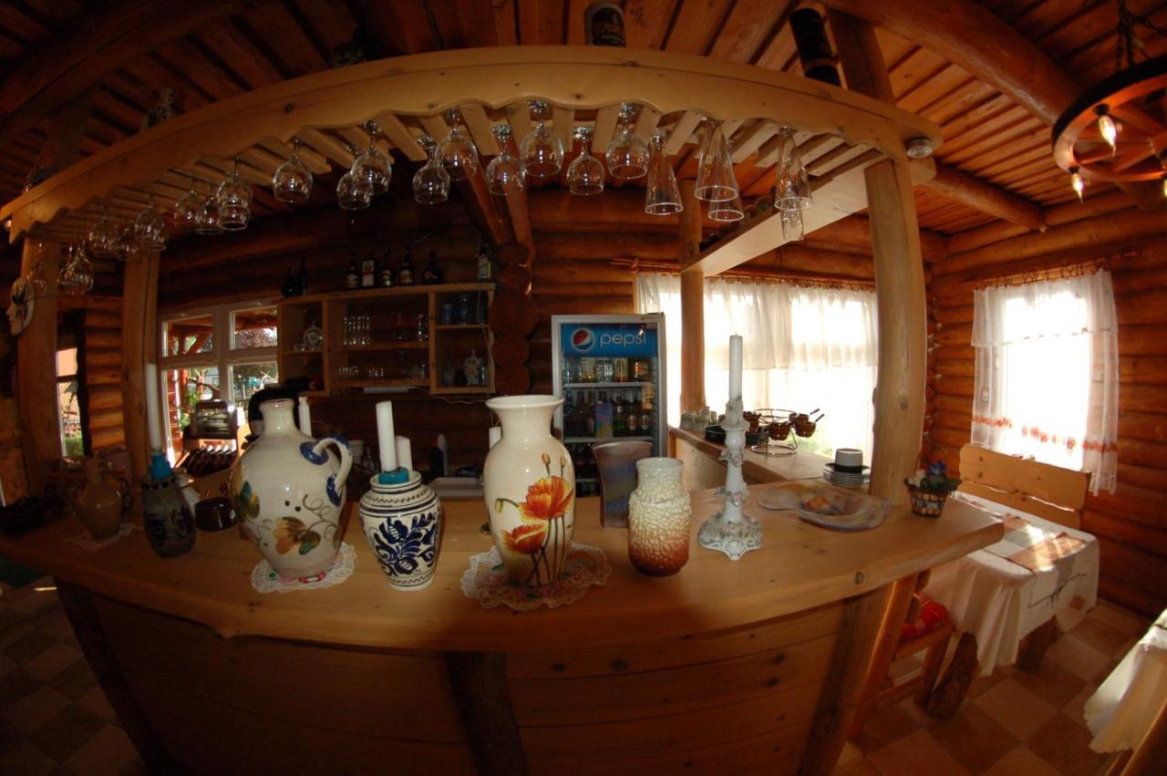 Roenk-Wellness Panzio Mezopeterd Bed & Breakfast Eksteriør bilde