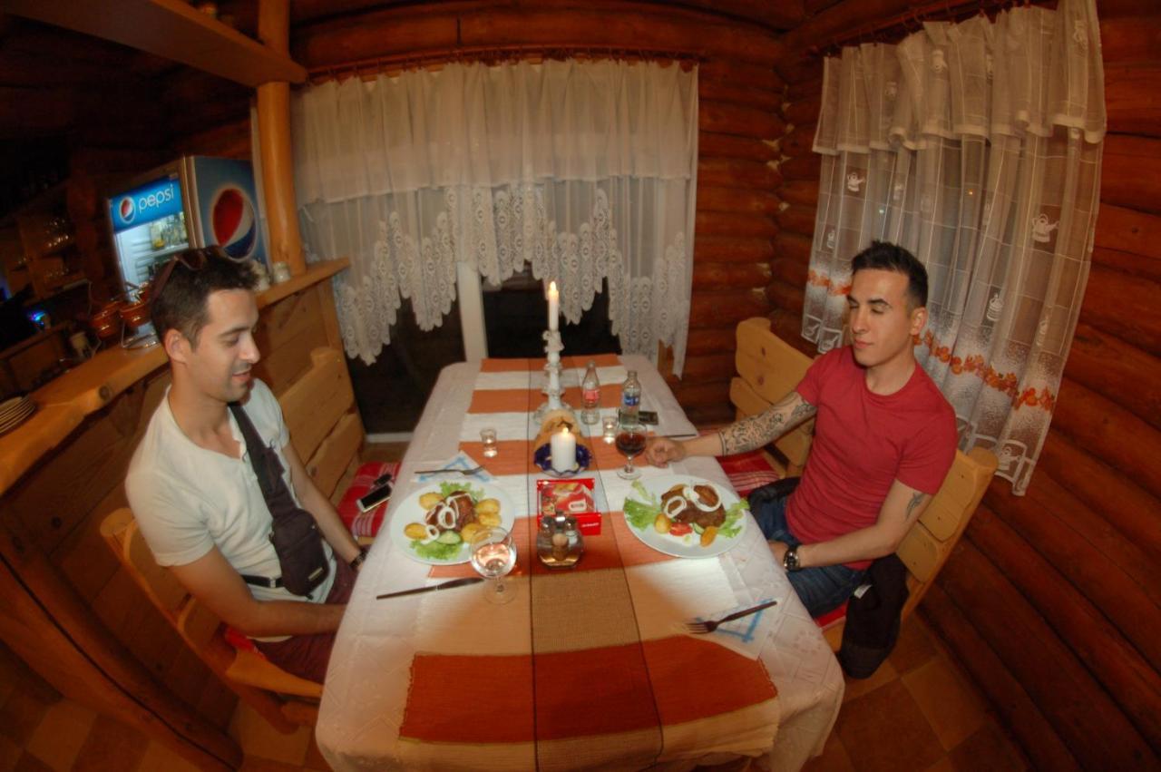 Roenk-Wellness Panzio Mezopeterd Bed & Breakfast Eksteriør bilde